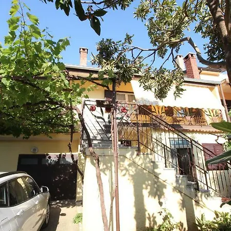 Διαμέρισμα Agnese *